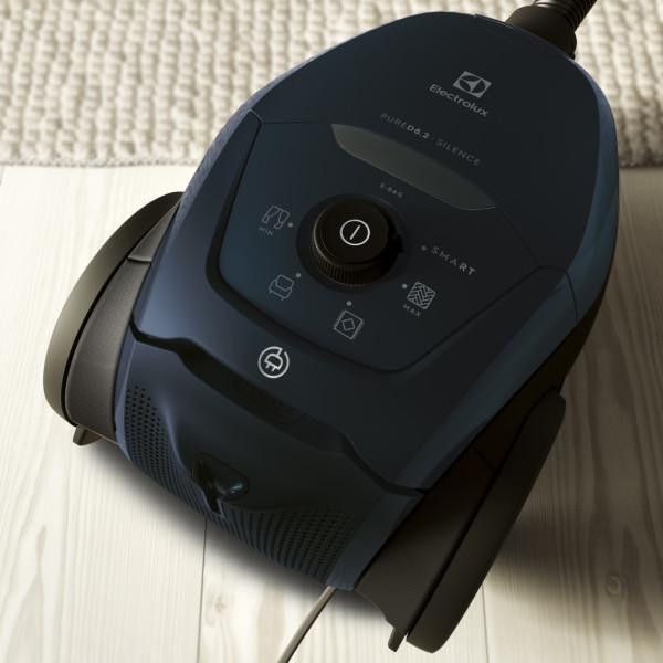 Пилосос з мішком Electrolux PD82-4ST