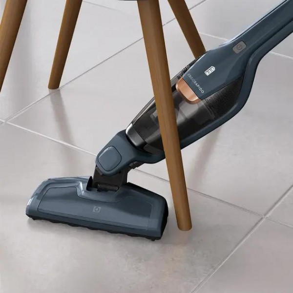 Вертикальний + ручний пилосос (2в1) Electrolux Ergorapido Classic EERC75DB