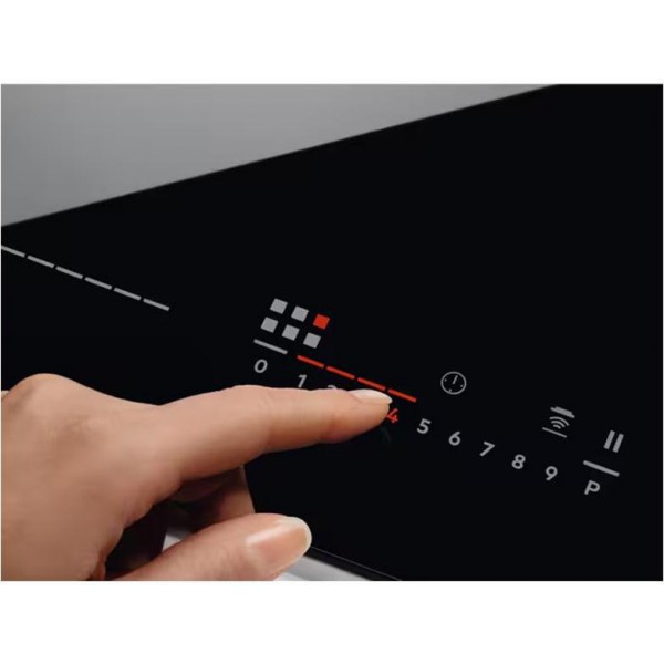 Індукційна варильна поверхня Electrolux EIV87671